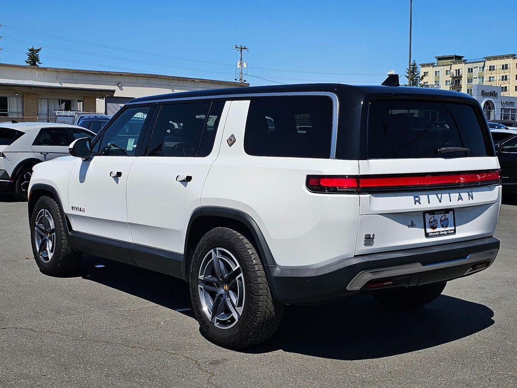 Rivian R1S 2025