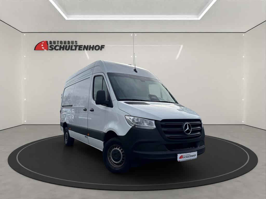 Mercedes-Benz SPRINTER 2024
