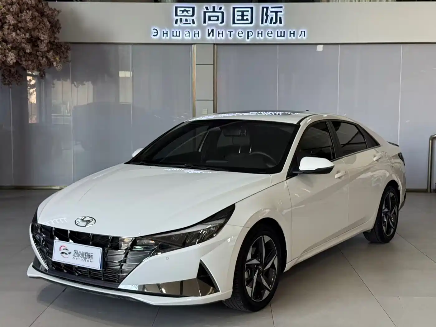 Hyundai Elantra 2023