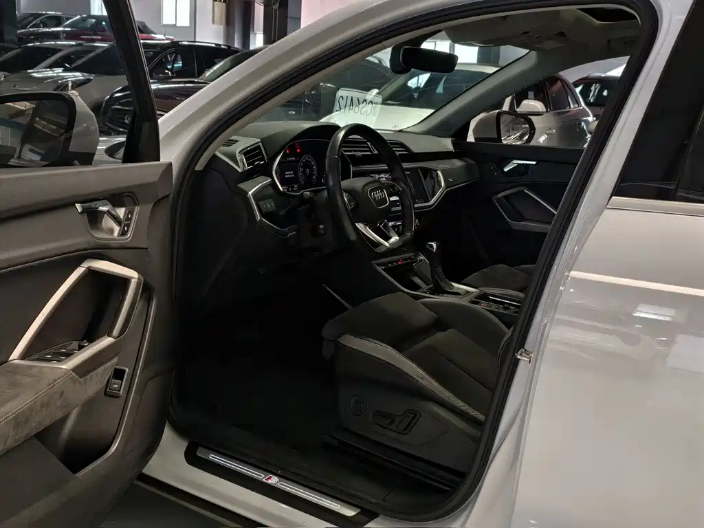 Audi Q3 2022
