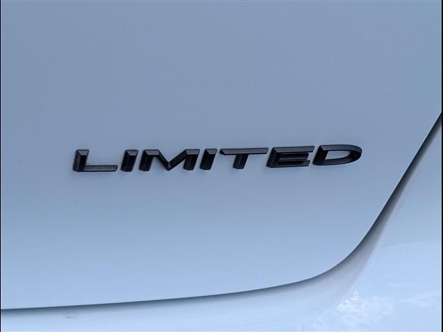 Chrysler Pacifica 2025