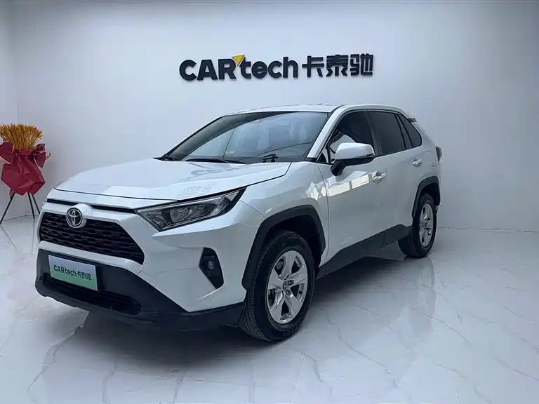 Toyota RAV4 2024