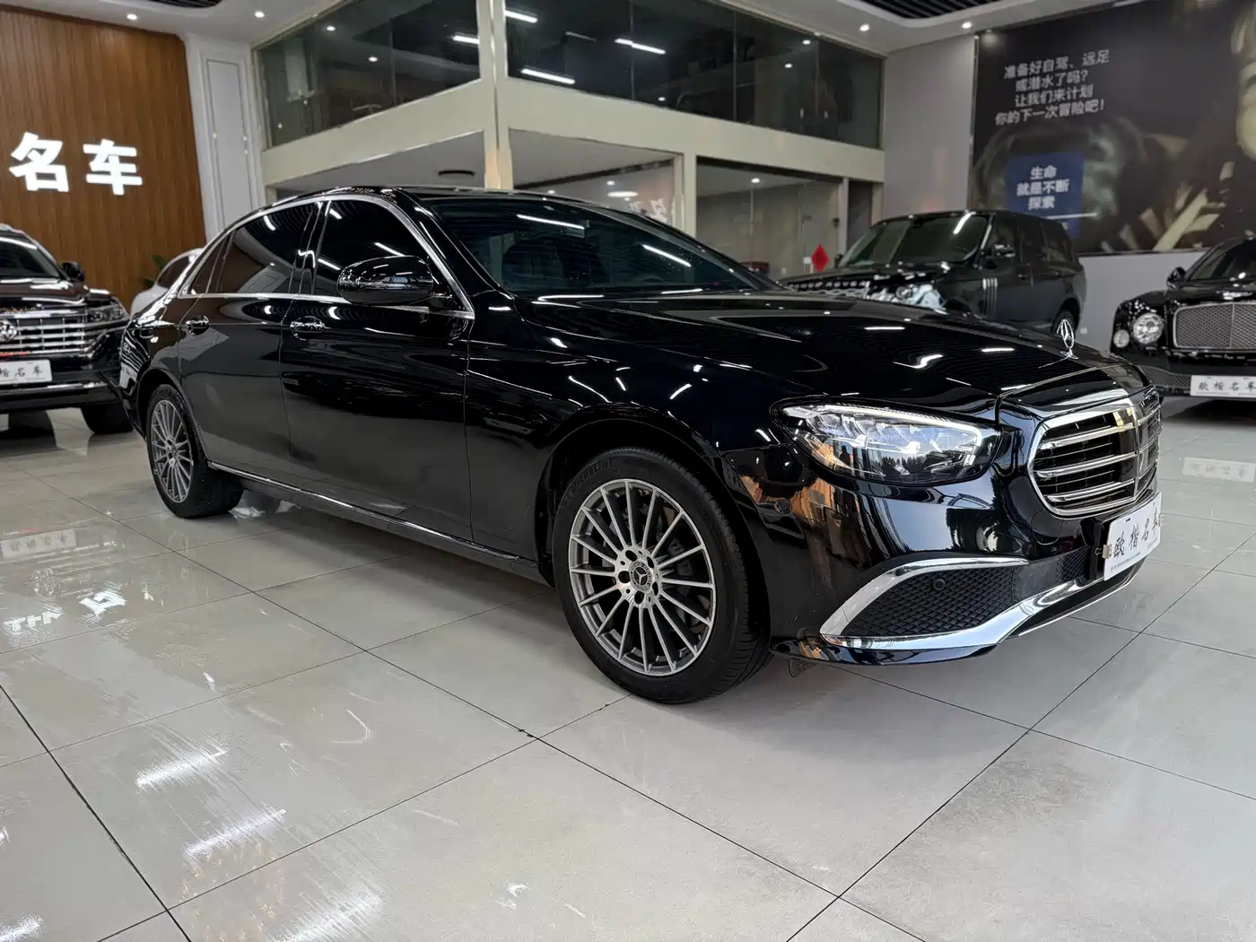 Mercedes-Benz E-Класс 2023