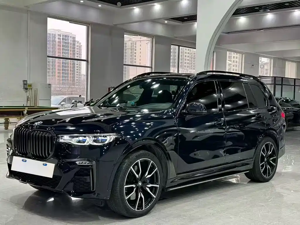 BMW X7 2021