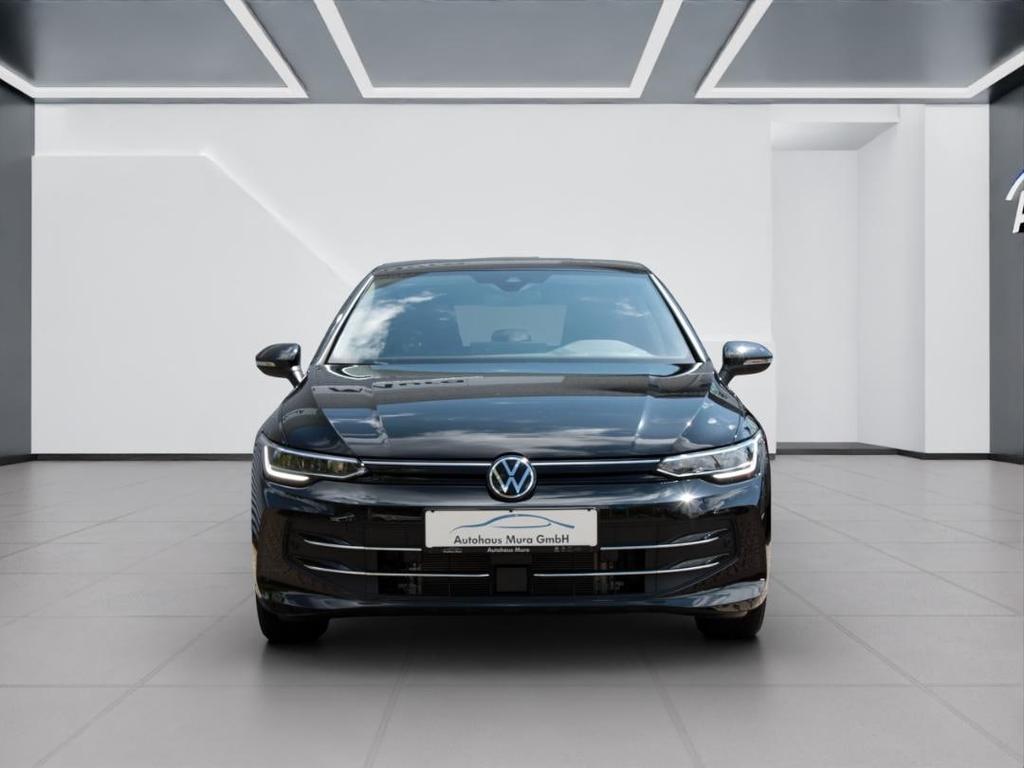 Volkswagen Golf 2024