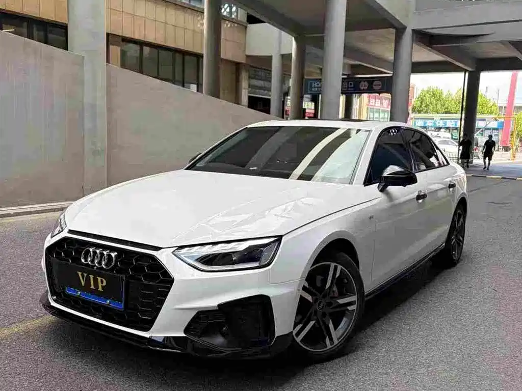 Audi A4 2023