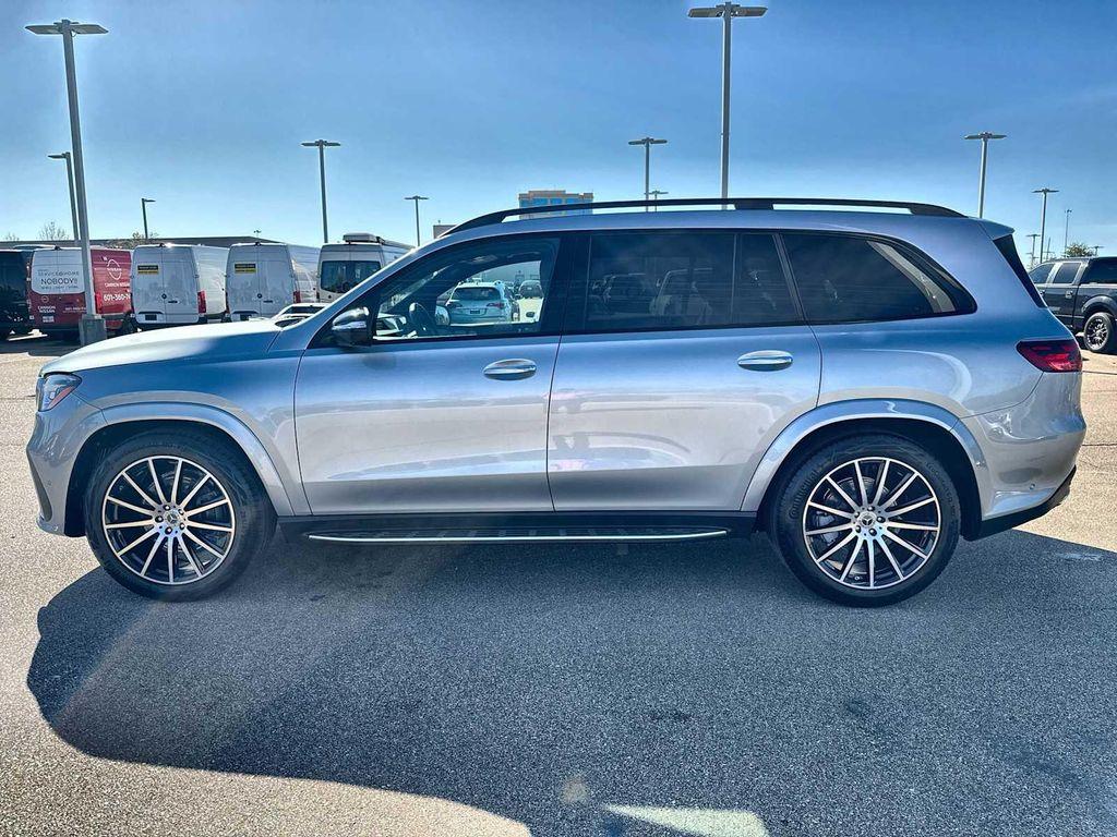 Mercedes-Benz GLS 450 2025