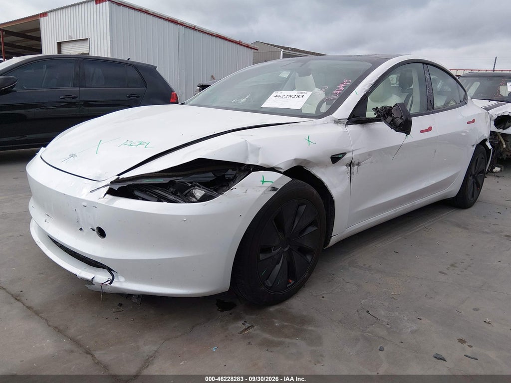 Tesla Model 3 2025