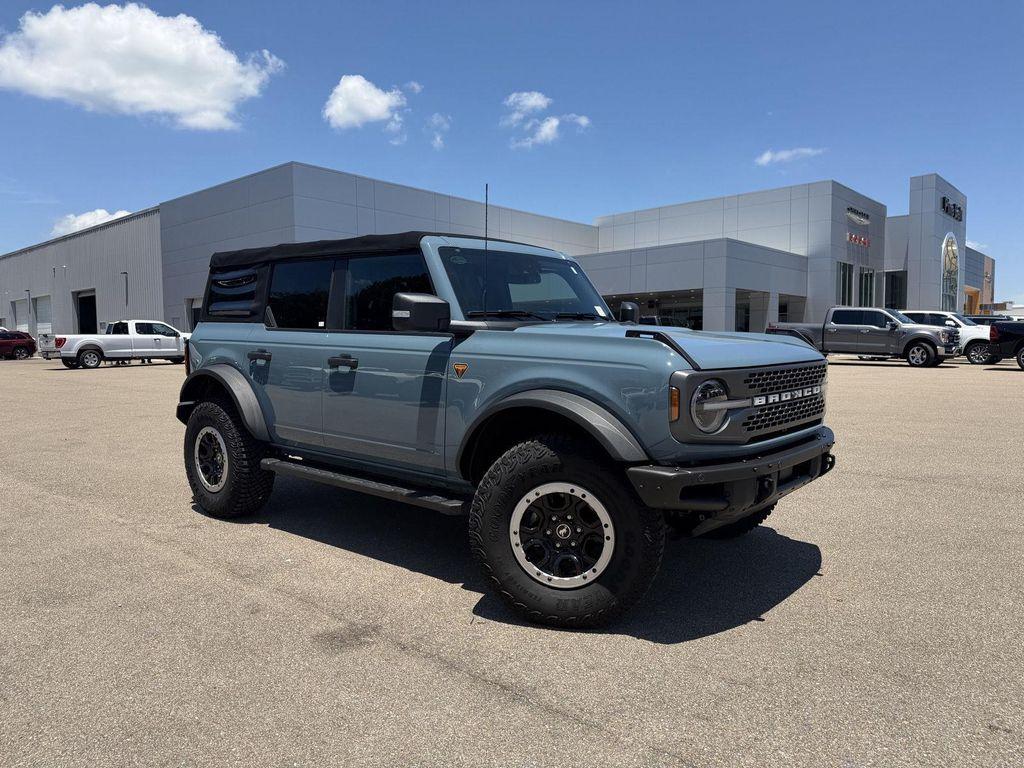 Ford Bronco 2021