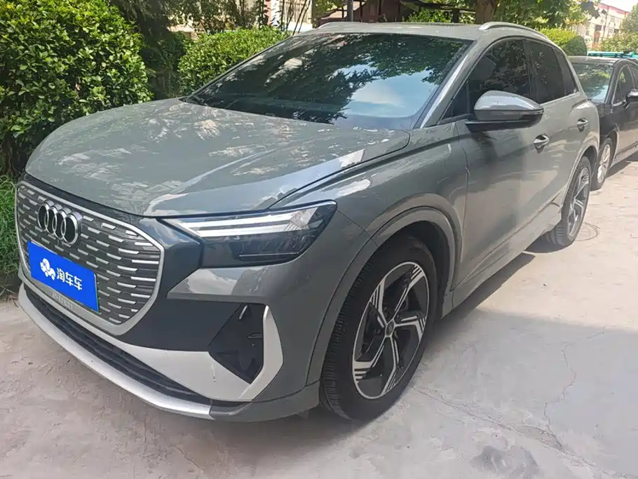 Audi Q4 e-tron 2024