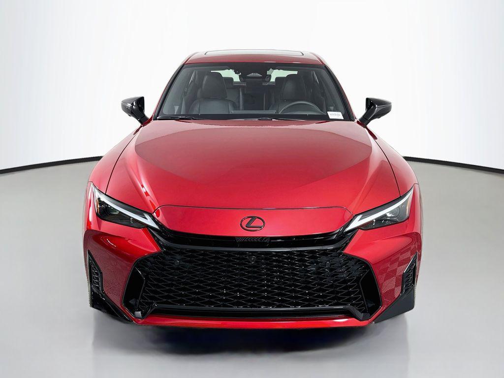 Lexus IS 2026