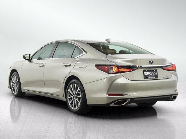 Lexus ES 2024