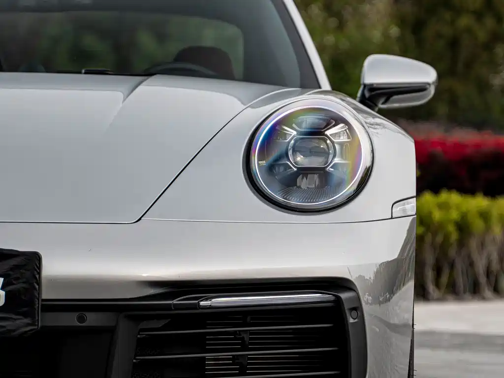 Porsche 911 2023