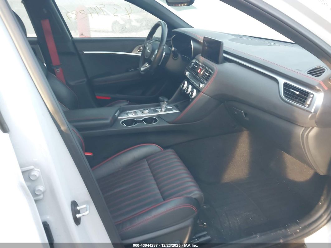 Genesis G70 2022