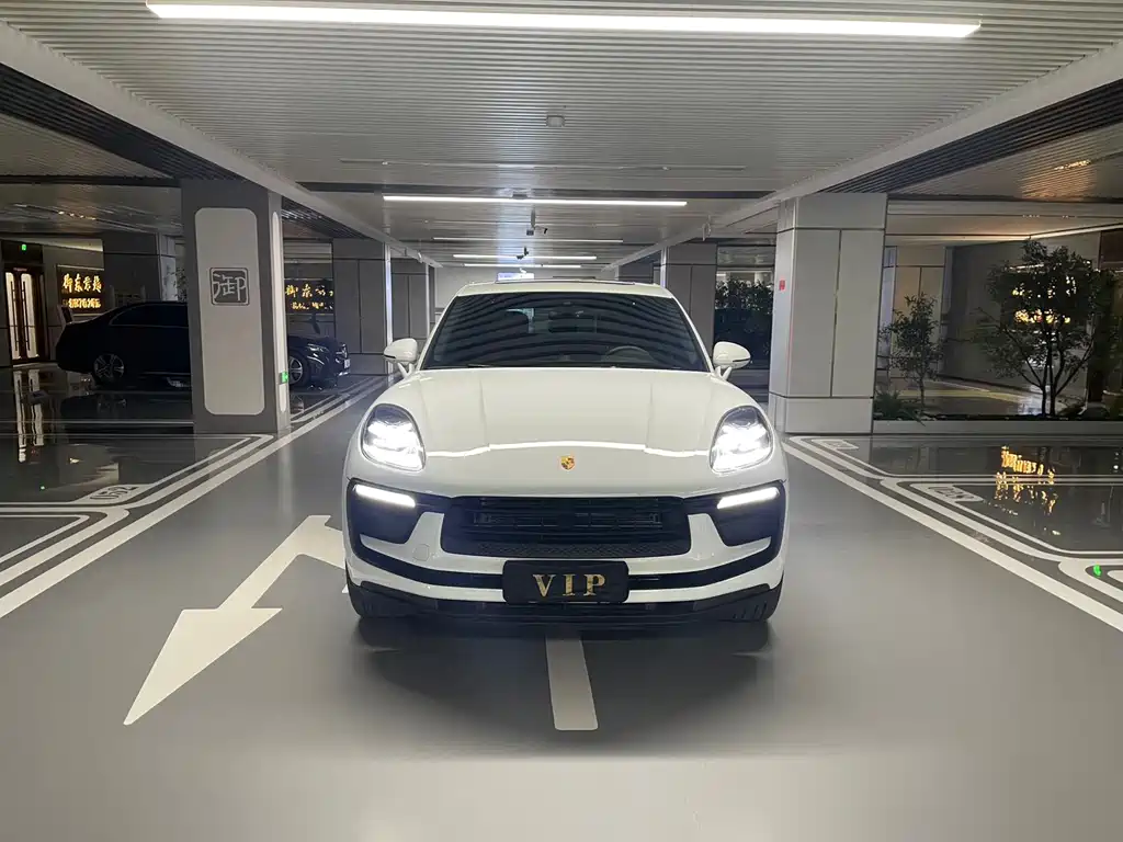 Porsche Macan 2024