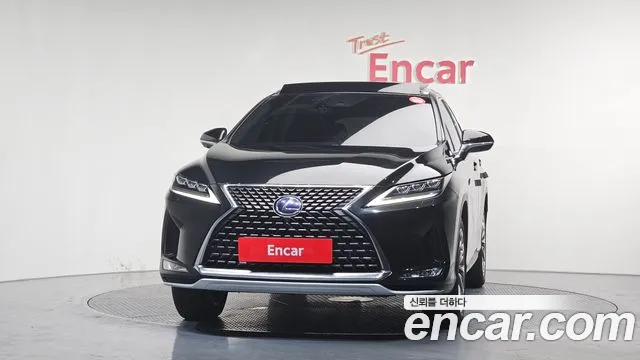 Lexus RX 2021