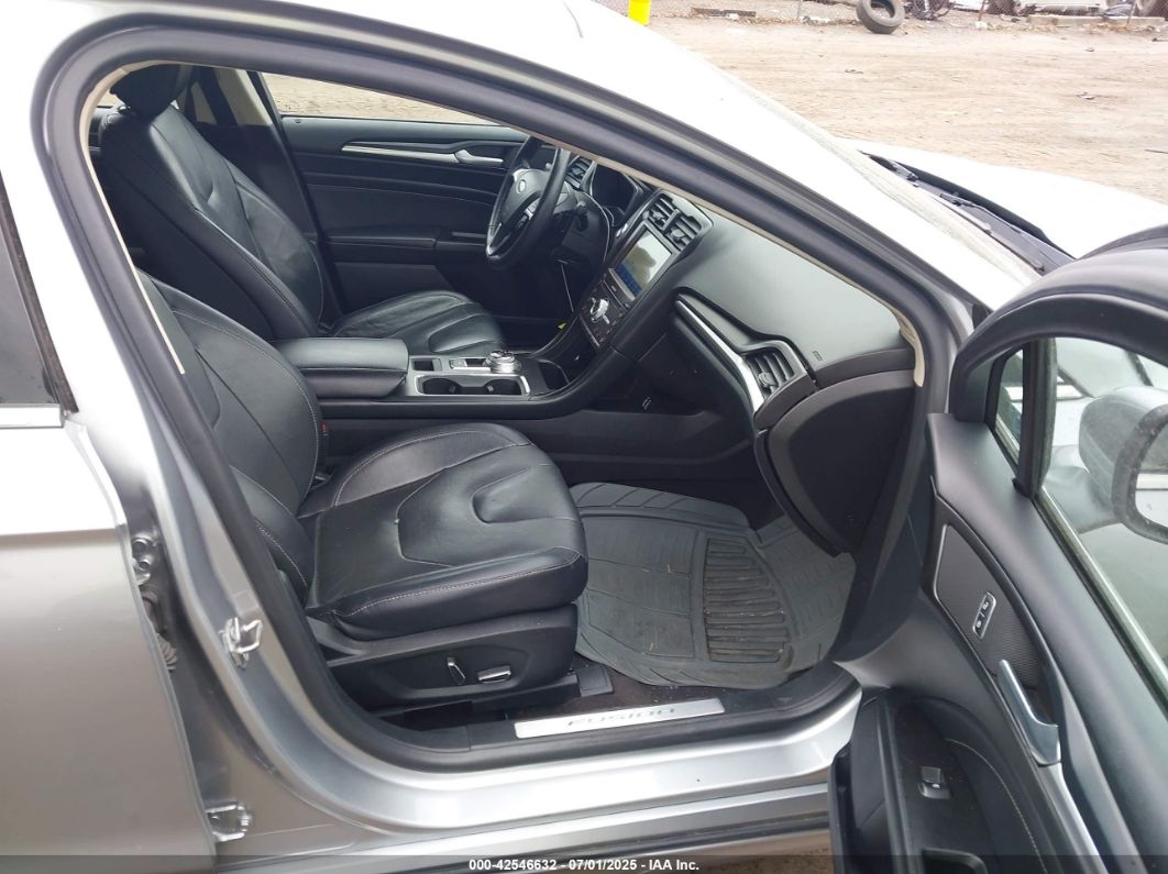 Ford Fusion 2020