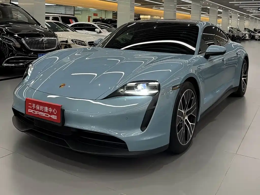 Porsche Taycan 2021