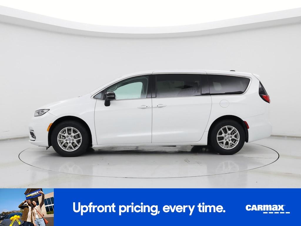 Chrysler Pacifica 2024