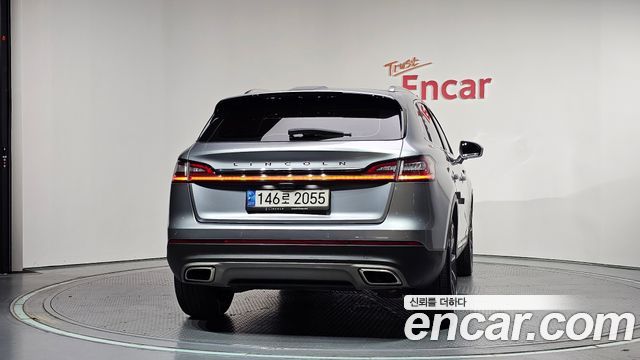 Lincoln Nautilus 2022
