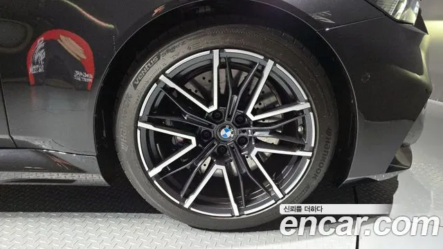 BMW M5 2025