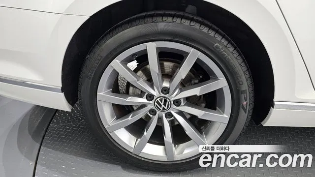 Volkswagen Passat 2022