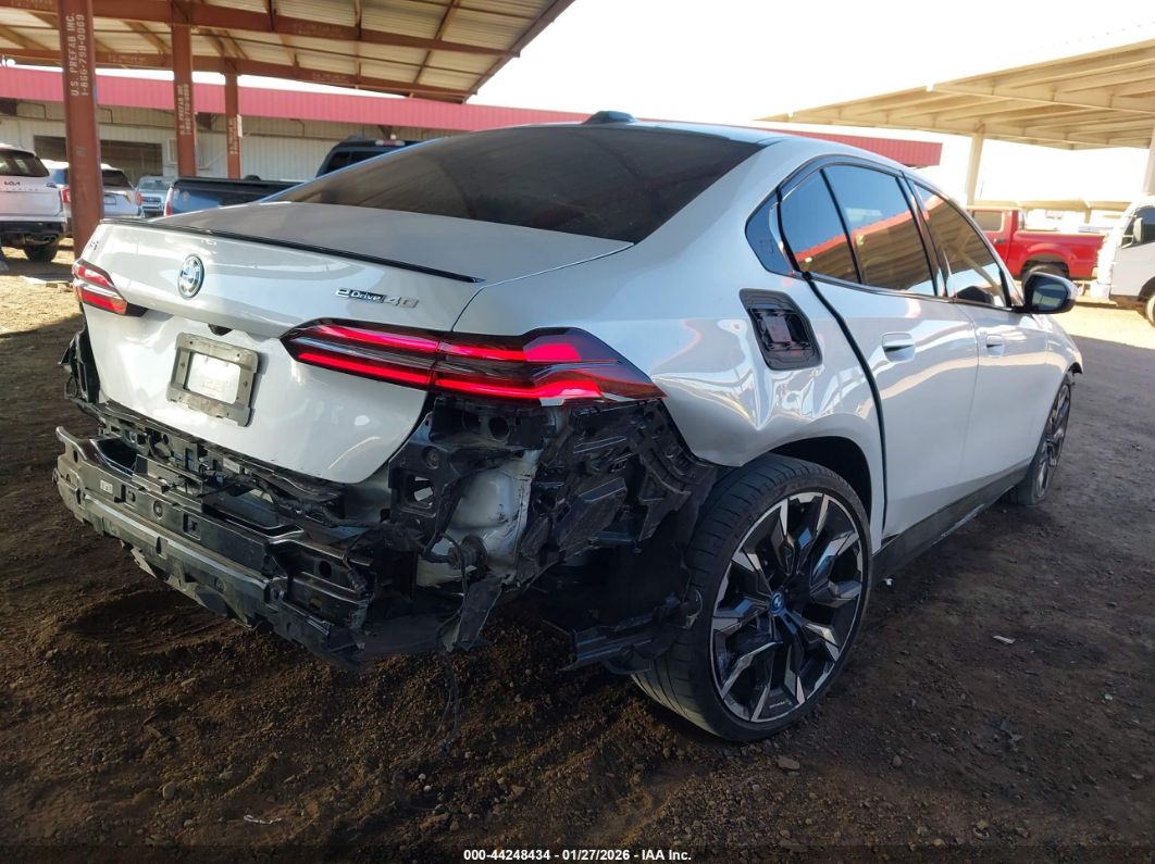 BMW i5 2025