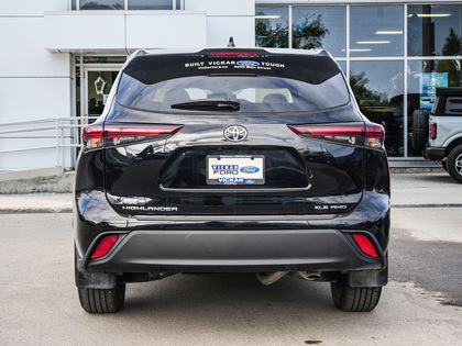 Toyota Highlander 2024