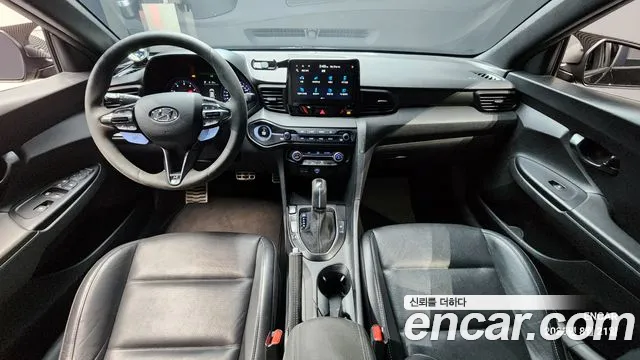 Hyundai Veloster 2020