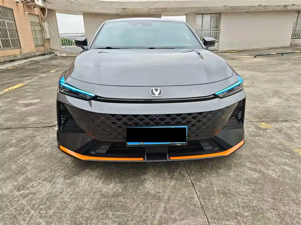 Changan UNI-V 2024