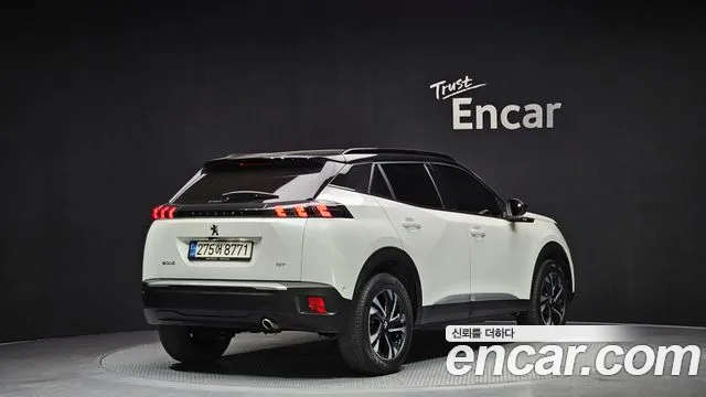 Peugeot 2008 2021