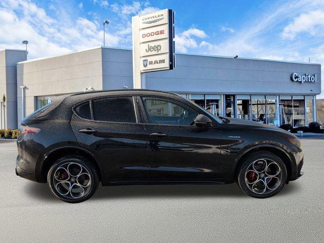 Alfa Romeo Stelvio 2024