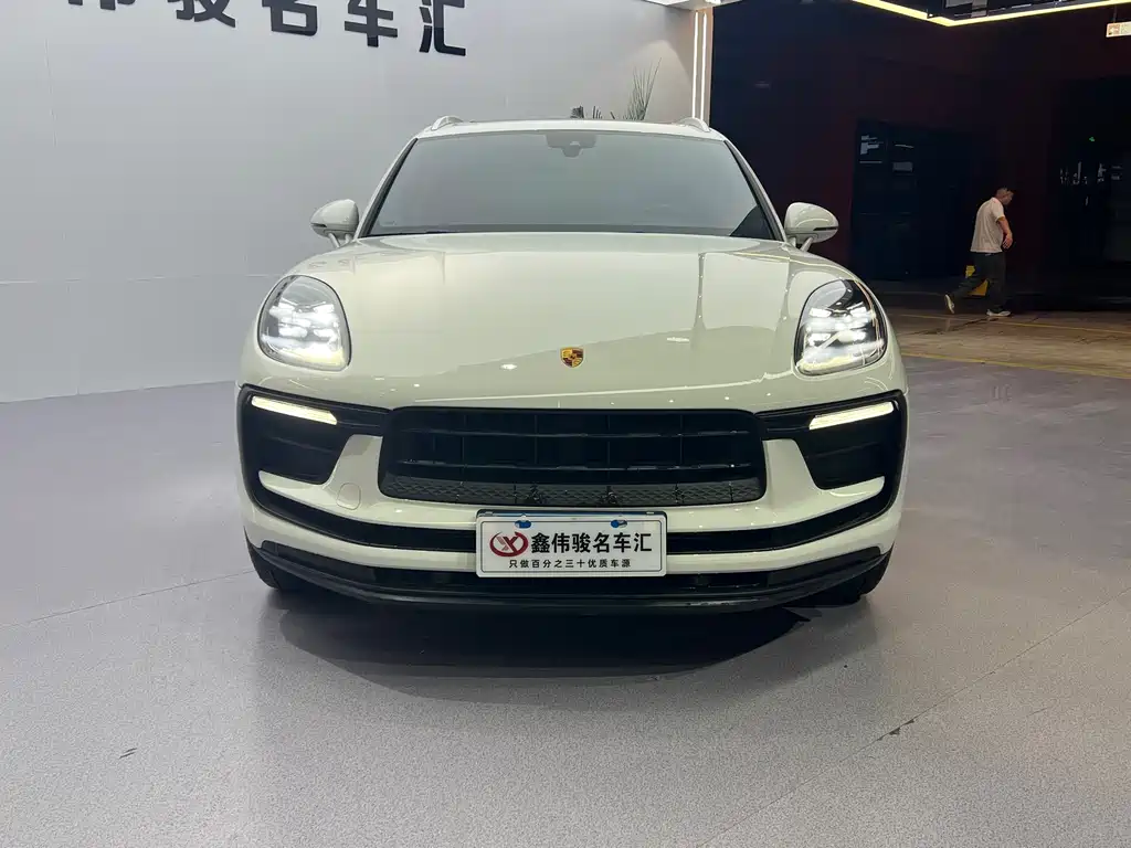 Porsche Macan 2023