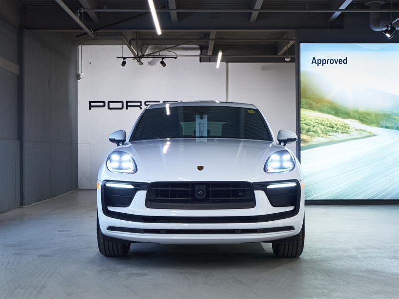 Porsche Macan 2025