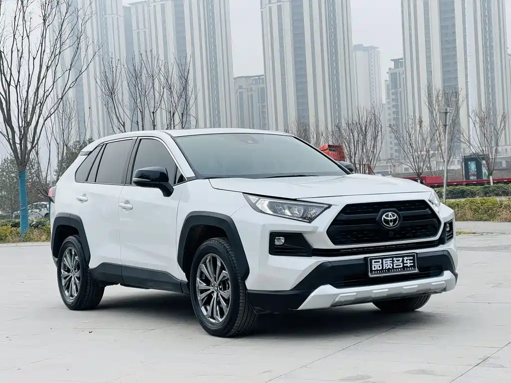 Toyota RAV4 2023