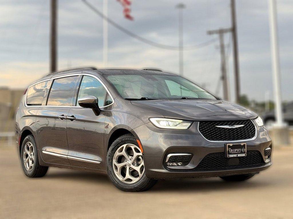 Chrysler Pacifica 2023