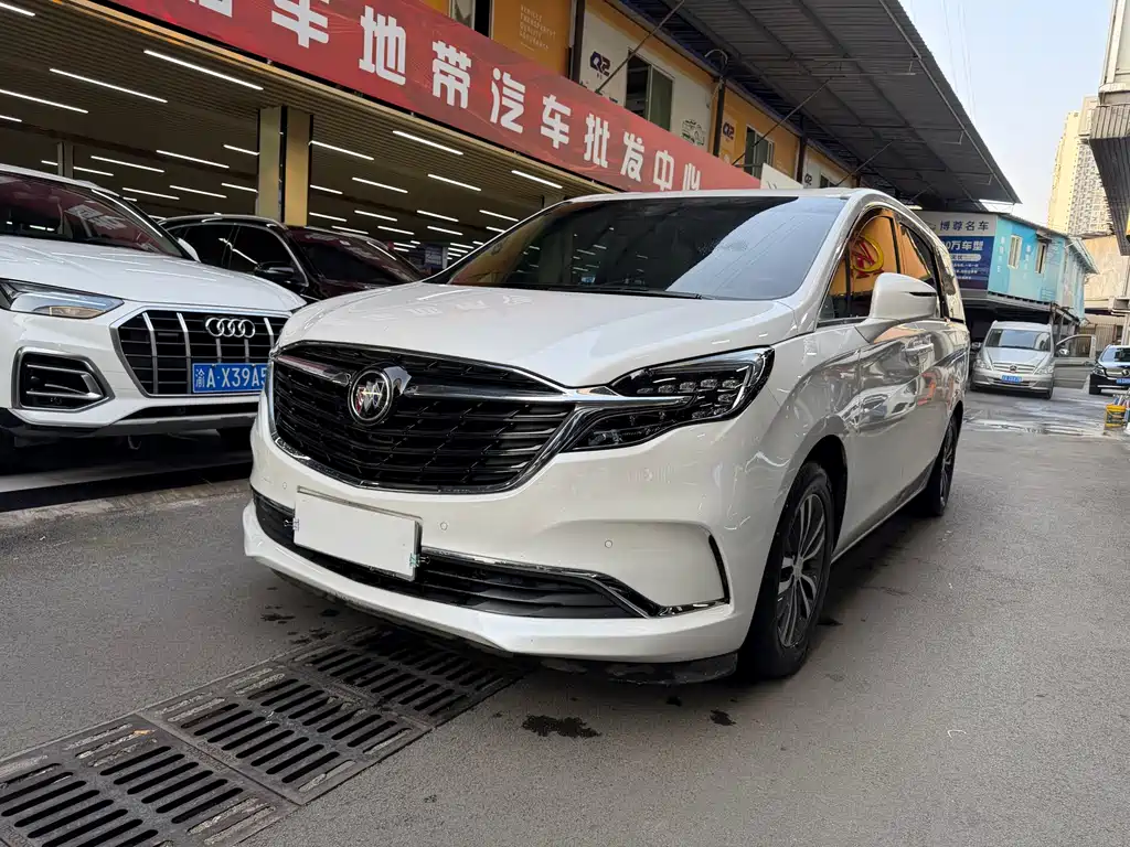 Buick GL8 2021