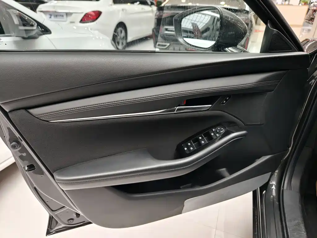 Mazda 3 2021
