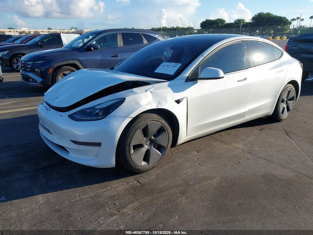 Tesla Model 3 2021