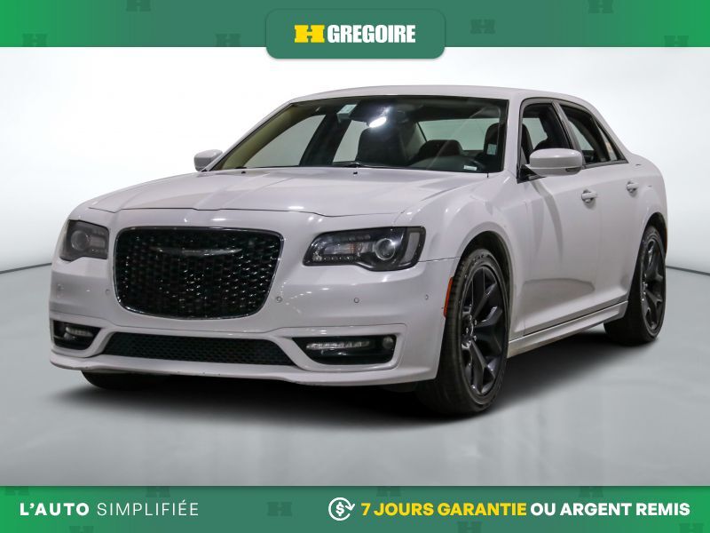 Chrysler 300 2022