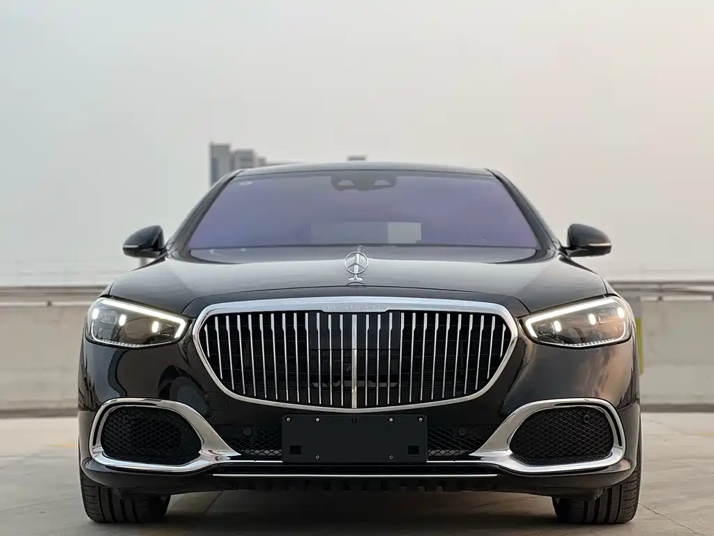 Mercedes-Benz Maybach S-Класс 2022