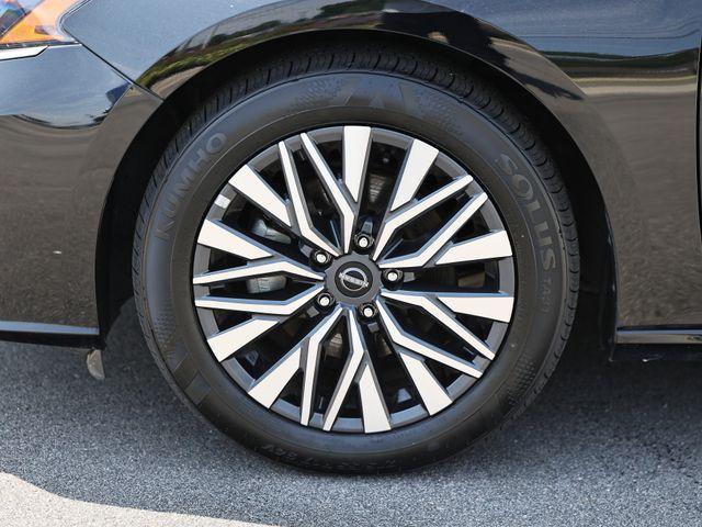 Nissan Altima 2025