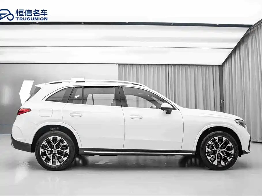 Mercedes-Benz GLC 2024
