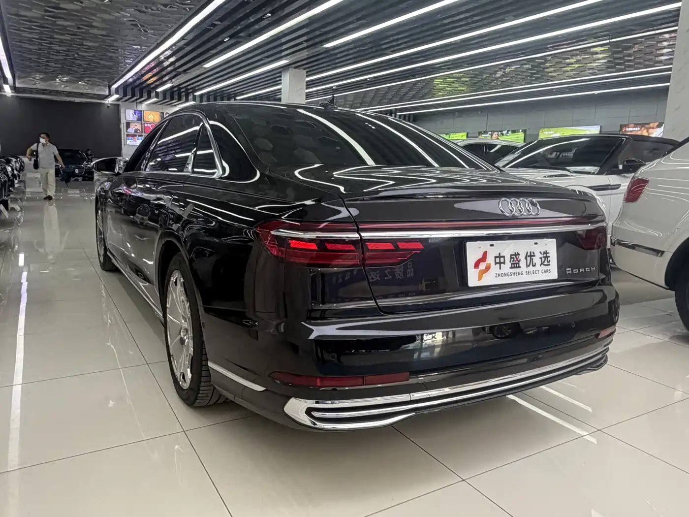 Audi A8 2023
