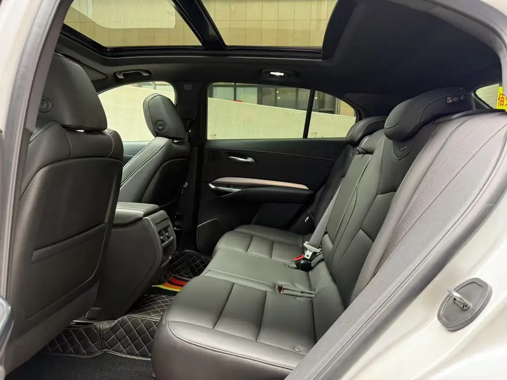 Cadillac XT4 2021