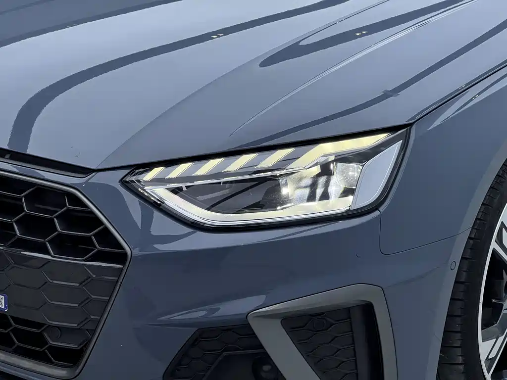 Audi A4 2022