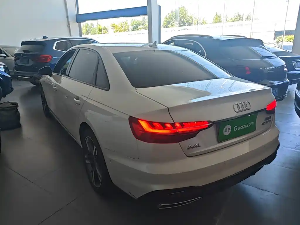 Audi A4 2022
