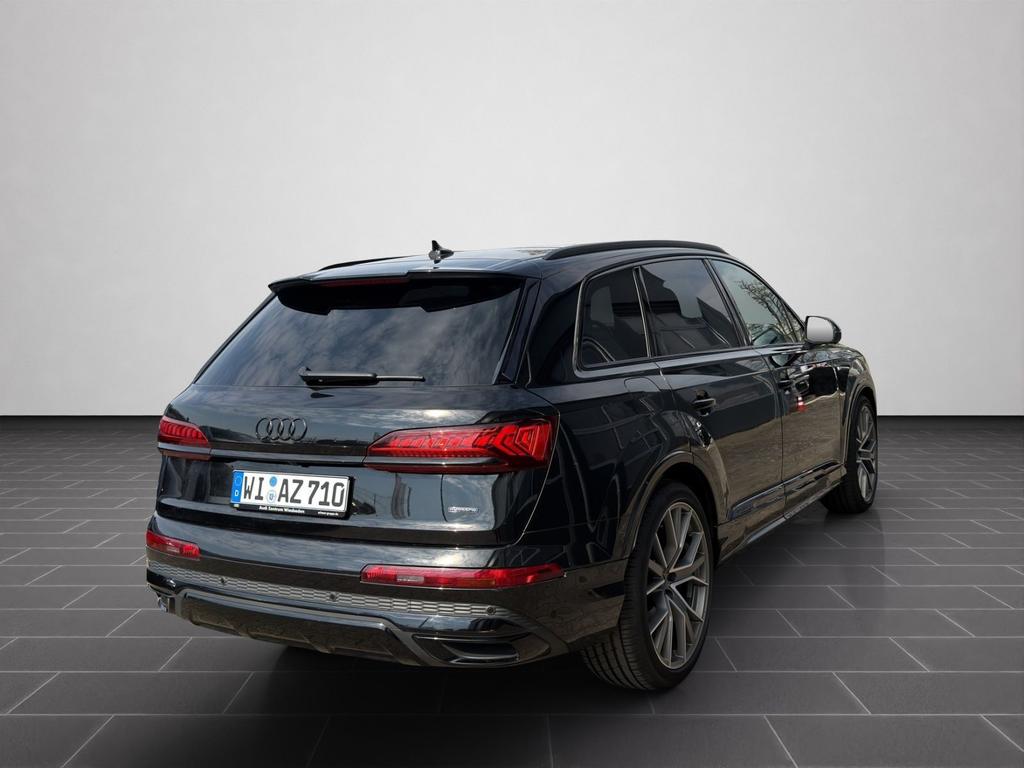 Audi Q7 2021