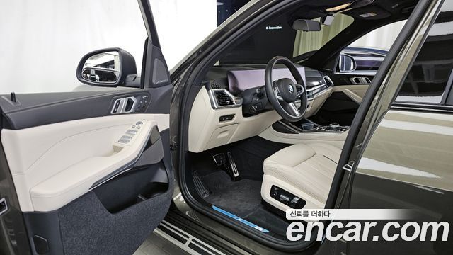 BMW X7 2025