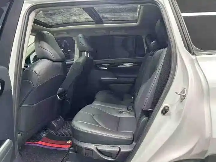Toyota Highlander 2024